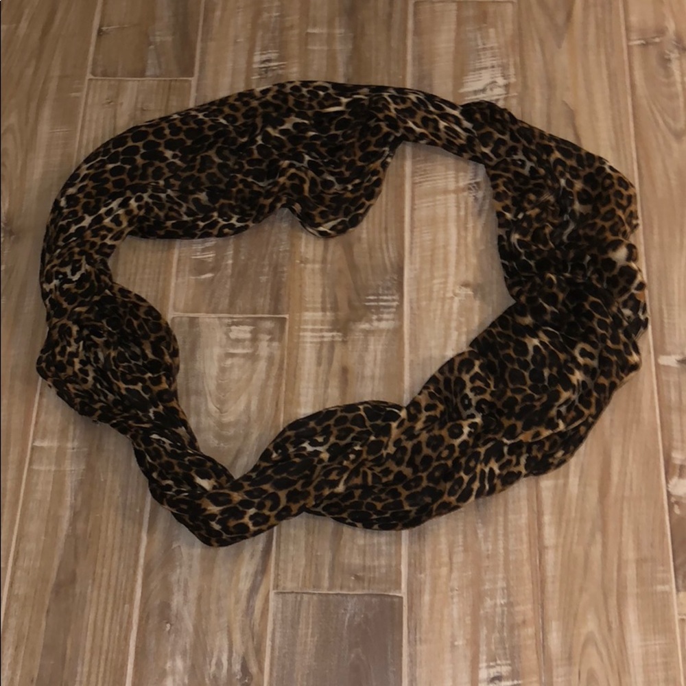 Cheetah Infinity Scarf